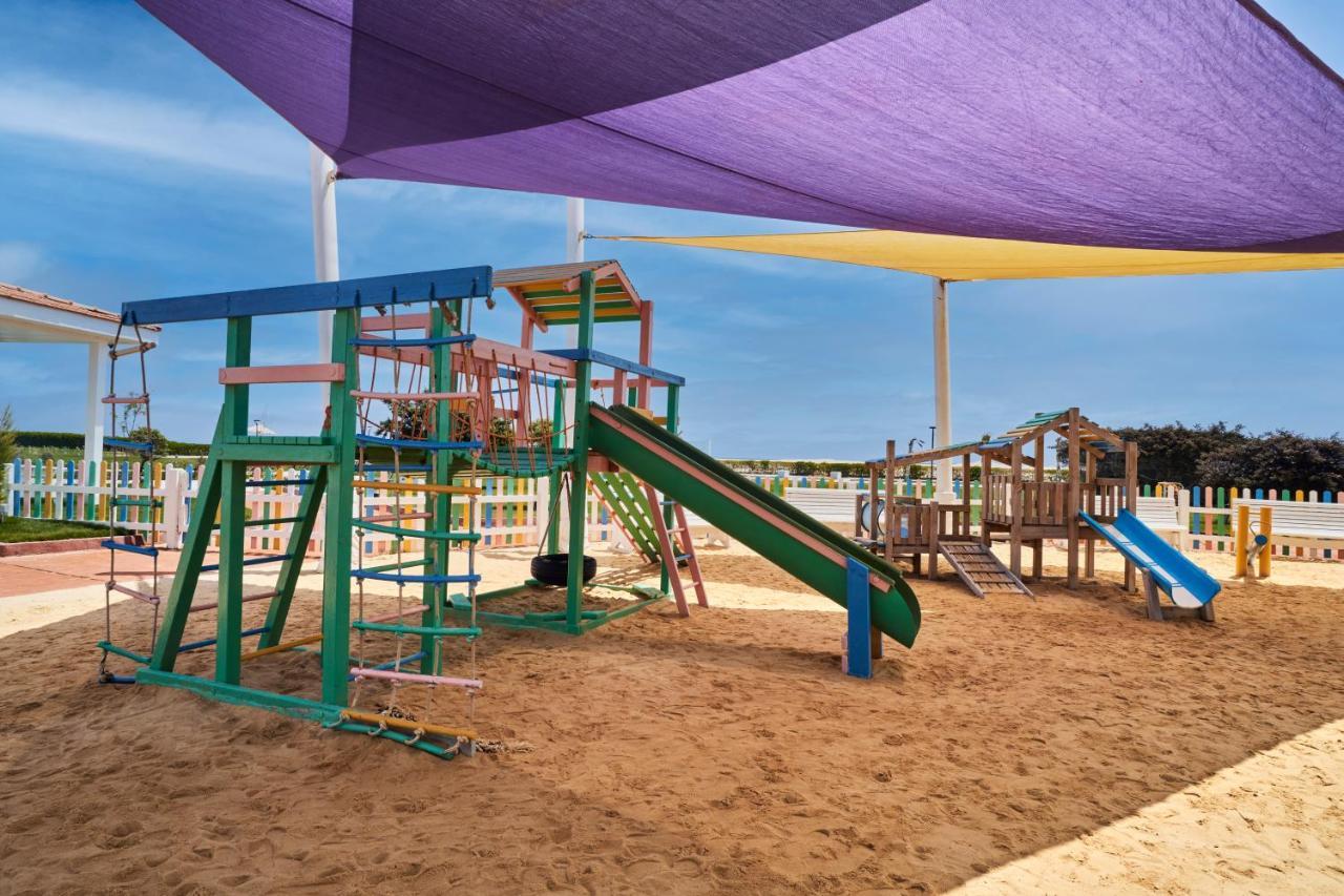 Rixos Alamein - Full Board Plus El Alamein Kültér fotó Playground at the resort