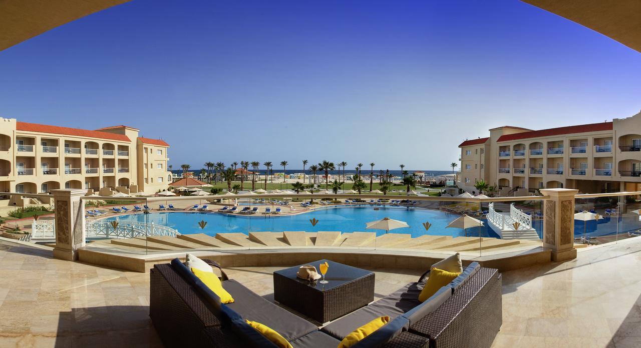 Rixos Alamein - Full Board Plus El Alamein Kültér fotó The swimming pool at the hotel