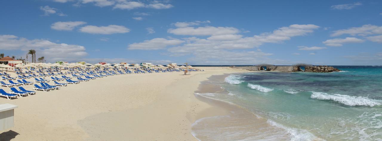 Rixos Alamein - Full Board Plus El Alamein Kültér fotó The beach of the resort