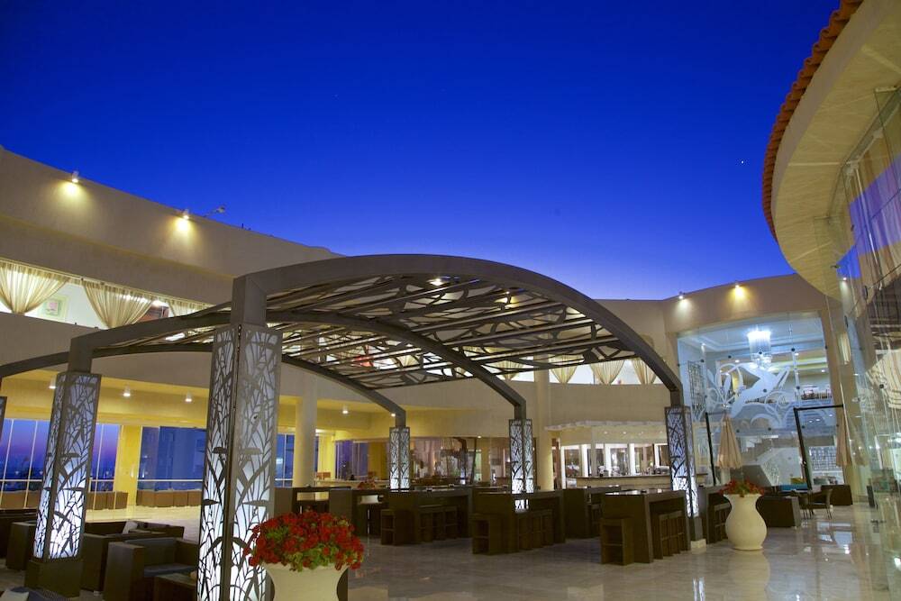 Rixos Alamein - Full Board Plus El Alamein Kültér fotó The interior of the hotel